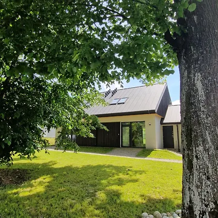 Pod 8 Lipami * Krościenko