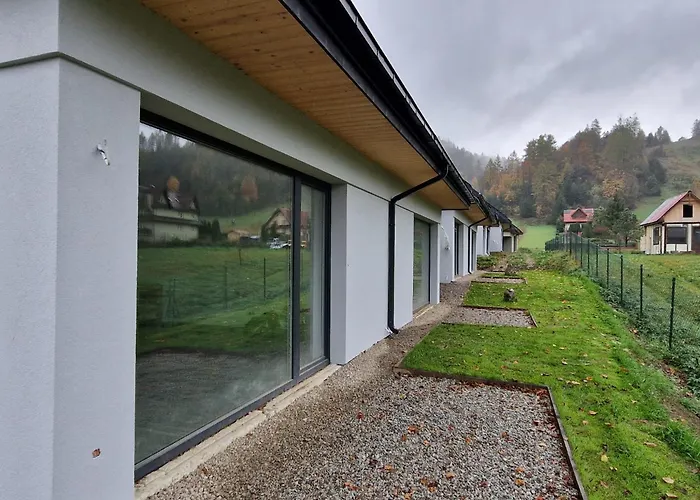 Pod 8 Lipami * Krościenko