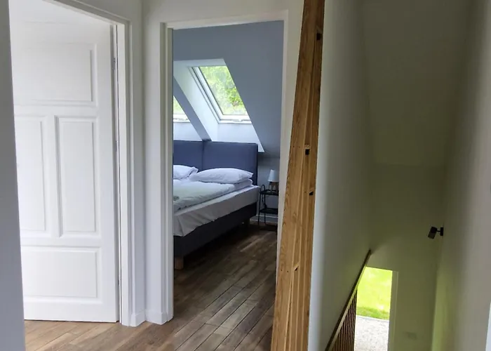 Pod 8 Lipami Krościenko